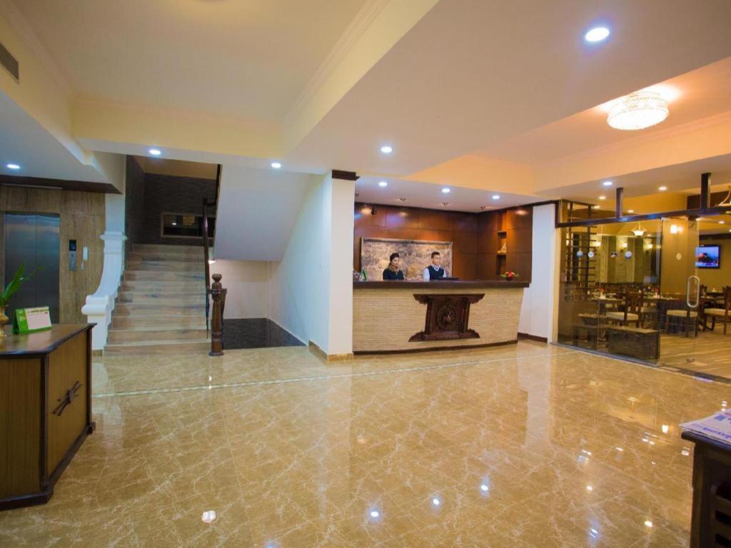 Da Yatra Courtyard Hotel & Resort Pokhara Kültér fotó